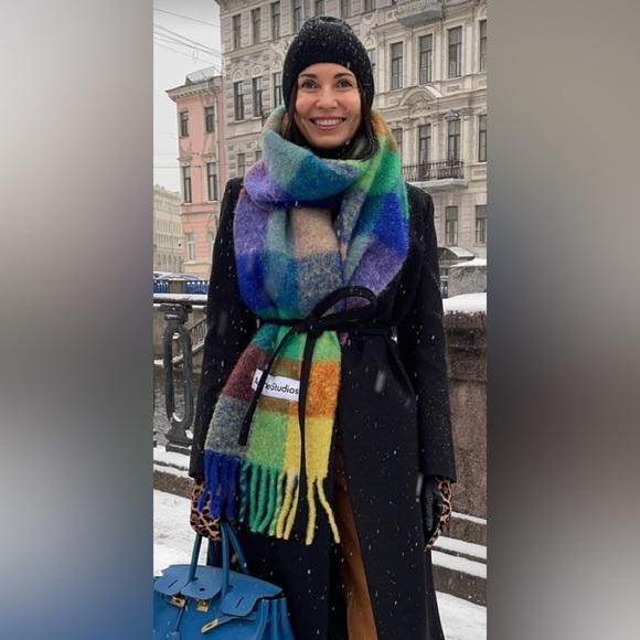 NWOT Tags Blanket Scarf - Picture 9 of 11